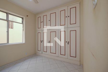 Quarto 1 de apartamento para alugar com 2 quartos, 74m² em Grajaú, Rio de Janeiro