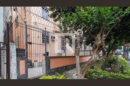 Apartamento para alugar com 74m², 2 quartos e sem vaga Apartamento para alugar com 74m², 2 quartos e sem vagaFachada do Prédio