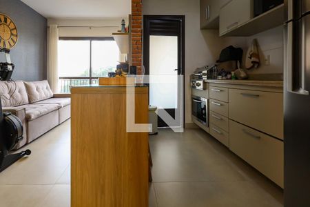 Cozinha de apartamento à venda com 2 quartos, 70m² em Vila Romana, São Paulo