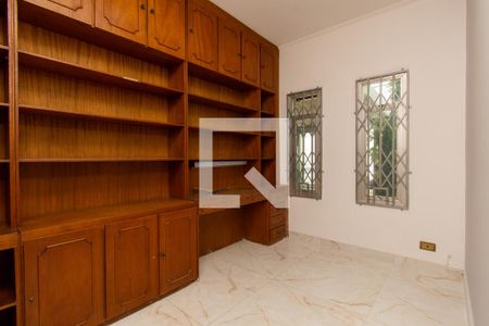 Sala de TV de casa à venda com 3 quartos, 390m² em Vila Rosália, Guarulhos