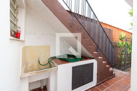 Casa à venda com 390m², 3 quartos e 3 vagas Casa à venda com 390m², 3 quartos e 3 vagasÁrea de Serviço