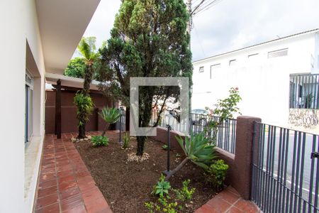 Casa à venda com 390m², 3 quartos e 3 vagas Casa à venda com 390m², 3 quartos e 3 vagasJardim