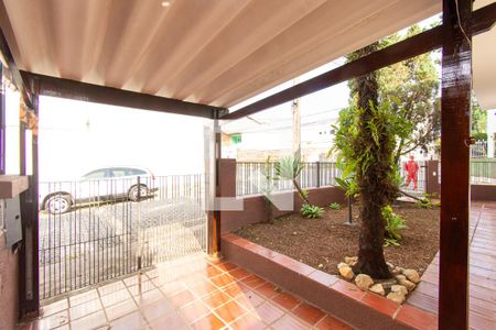 Casa à venda com 390m², 3 quartos e 3 vagas Casa à venda com 390m², 3 quartos e 3 vagasGaragem 2