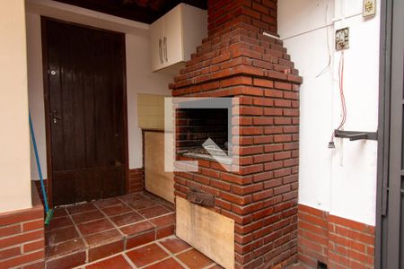 Casa à venda com 390m², 3 quartos e 3 vagas Casa à venda com 390m², 3 quartos e 3 vagasChurrasqueira