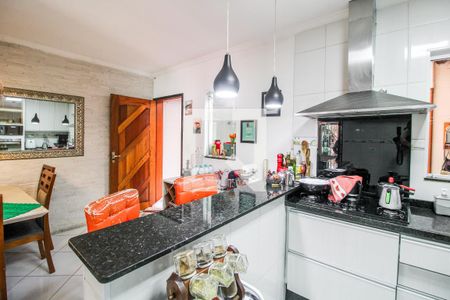 Casa à venda com 90m², 3 quartos e 2 vagasCozinha