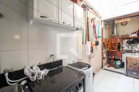 Casa à venda com 90m², 3 quartos e 2 vagasÁrea de Serviço