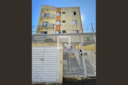 Apartamento à venda com 65m², 3 quartos e 1 vaga Apartamento à venda com 65m², 3 quartos e 1 vagaFachada