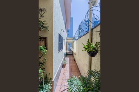 Casa à venda com 197m², 3 quartos e 4 vagasCorredor