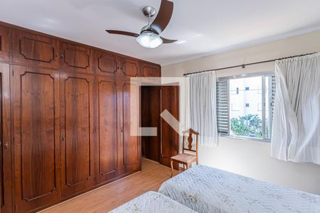 Casa à venda com 197m², 3 quartos e 4 vagasSuite