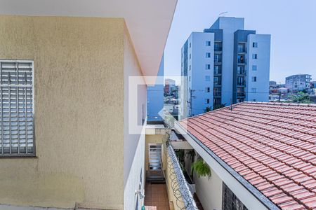 Casa à venda com 197m², 3 quartos e 4 vagasVista corredor de serviço