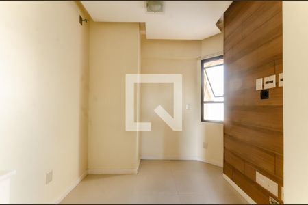Sala de TV de apartamento para alugar com 2 quartos, 77m² em Candeal, Salvador