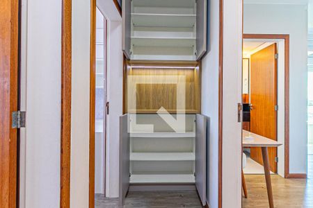 Apartamento para alugar com 92m², 3 quartos e 1 vaga Apartamento para alugar com 92m², 3 quartos e 1 vagaCorredor