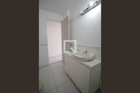 Apartamento para alugar com 131m², 3 quartos e 1 vaga Apartamento para alugar com 131m², 3 quartos e 1 vagaBanheiro 1