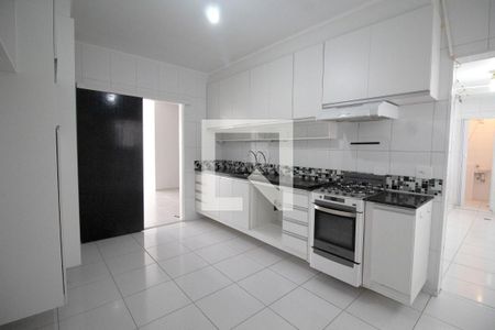 Apartamento para alugar com 131m², 3 quartos e 1 vaga Apartamento para alugar com 131m², 3 quartos e 1 vagaCozinha