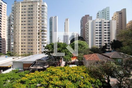 Apartamento para alugar com 131m², 3 quartos e 1 vaga Apartamento para alugar com 131m², 3 quartos e 1 vagaSala