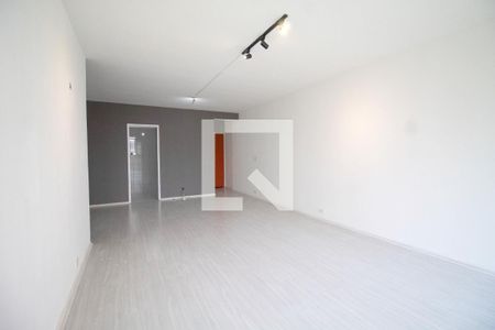Apartamento para alugar com 131m², 3 quartos e 1 vaga Apartamento para alugar com 131m², 3 quartos e 1 vagaSala