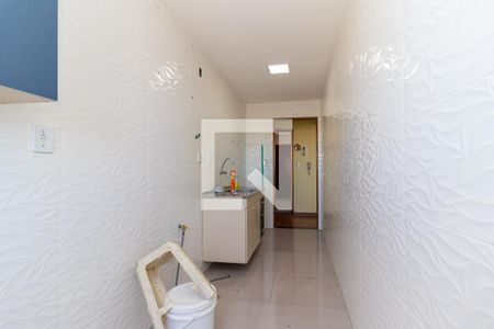 Apartamento à venda com 42m², 2 quartos e 1 vagaCozinha e Área de Serviço