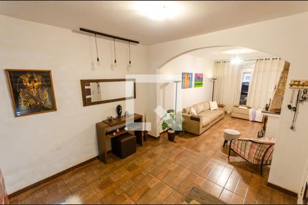 Sala 1 de casa à venda com 4 quartos, 200m² em Chácara Inglesa, São Paulo