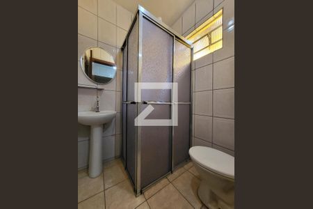 Casa para alugar com 100m², 2 quartos e 1 vaga Casa para alugar com 100m², 2 quartos e 1 vagaBanheiro