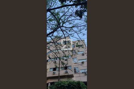 Apartamento à venda com 100m², 3 quartos e sem vagaFachada