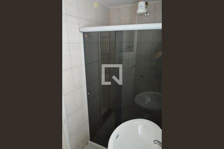 Banheiro de apartamento para alugar com 1 quarto, 54m² em Curicica, Rio de Janeiro