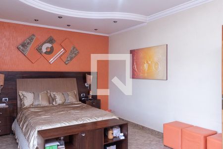 Suíte de casa para alugar com 6 quartos, 525m² em Jardim Arapongas, Guarulhos