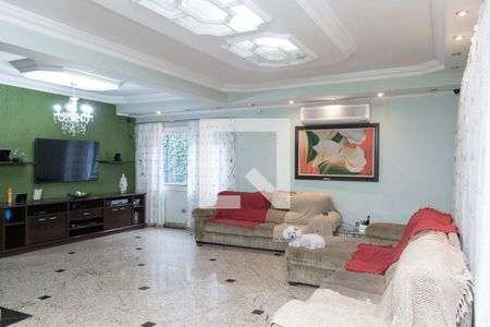 Sala 1 de casa para alugar com 6 quartos, 525m² em Jardim Arapongas, Guarulhos