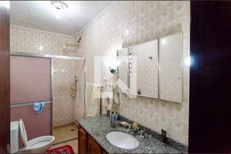 Casa à venda com 196m², 4 quartos e 2 vagas Casa à venda com 196m², 4 quartos e 2 vagasBanheiro Social