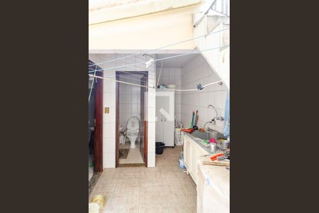 Casa à venda com 196m², 4 quartos e 2 vagas Casa à venda com 196m², 4 quartos e 2 vagasÁrea de Serviço