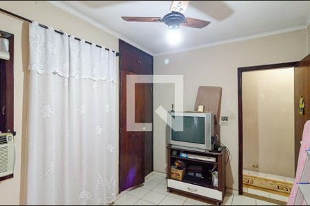 Casa à venda com 196m², 4 quartos e 2 vagas Casa à venda com 196m², 4 quartos e 2 vagasQuarto 3