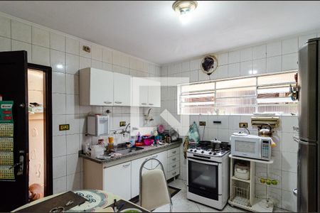 Casa à venda com 196m², 4 quartos e 2 vagas Casa à venda com 196m², 4 quartos e 2 vagasCozinha
