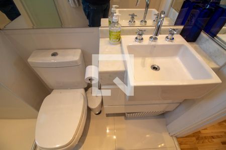 Banheiro de apartamento à venda com 2 quartos, 68m² em Vila Gertrudes, São Paulo