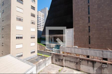 Vista do Quarto 1 de apartamento para alugar com 2 quartos, 47m² em Jardim Paulista, São Paulo