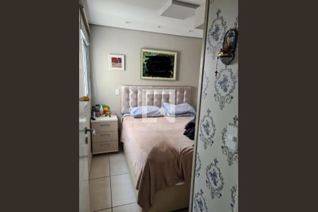 Quarto de apartamento à venda com 2 quartos, 52m² em Vila Scarpelli, Santo André