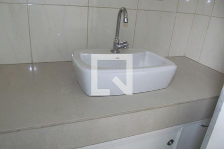 Apartamento à venda com 71m², 2 quartos e sem vagaBanheiro