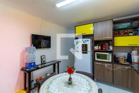 Casa à venda com 116m², 3 quartos e 2 vagasCozinha 
