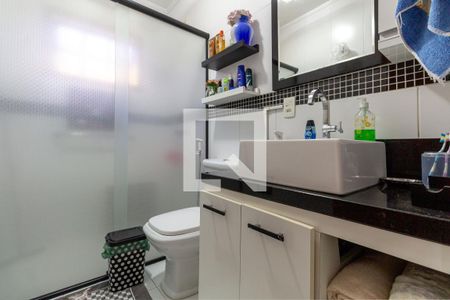 Casa à venda com 116m², 3 quartos e 2 vagasBanheiro 