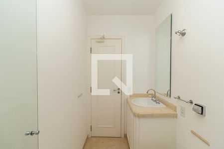 Apartamento à venda com 260m², 3 quartos e 2 vagasBanheiro 3