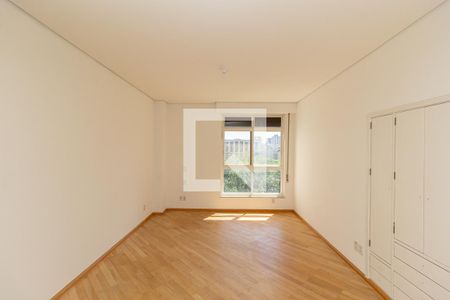 Apartamento à venda com 260m², 3 quartos e 2 vagasQuarto 4