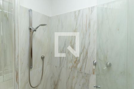 Apartamento à venda com 260m², 3 quartos e 2 vagasBanheiro 4