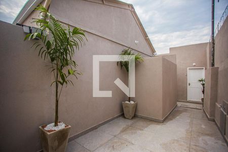 Casa de condomínio para alugar com 64m², 1 quarto e sem vagaHall social