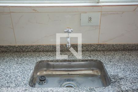 Sala / Cozinha de casa de condomínio para alugar com 1 quarto, 64m² em Parque Imperial, São Paulo