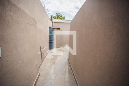 Casa de condomínio para alugar com 64m², 1 quarto e sem vagaHall social