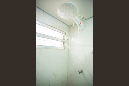 Banheiro de casa de condomínio para alugar com 1 quarto, 64m² em Parque Imperial, São Paulo
