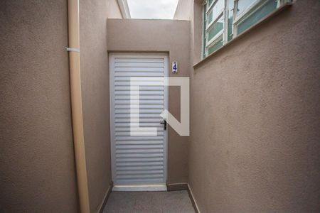 Casa de condomínio para alugar com 64m², 1 quarto e sem vagaQuintal