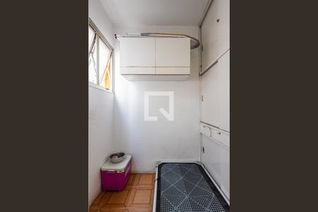 Apartamento para alugar com 70m², 2 quartos e 1 vaga Apartamento para alugar com 70m², 2 quartos e 1 vagaÁrea de Serviço - Quarto