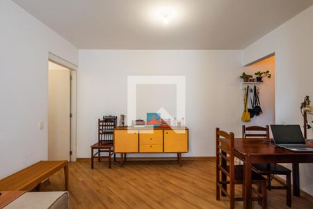 Apartamento para alugar com 70m², 2 quartos e 1 vaga Apartamento para alugar com 70m², 2 quartos e 1 vagaSala