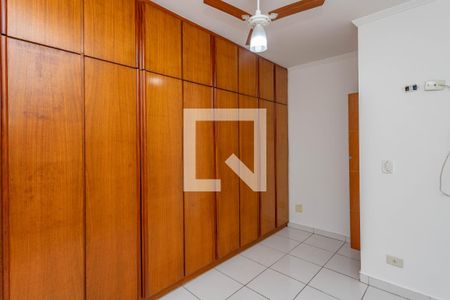 Apartamento para alugar com 74m², 2 quartos e 1 vagaQuarto 2 