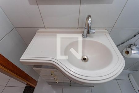 Apartamento para alugar com 74m², 2 quartos e 1 vagaBanheiro 