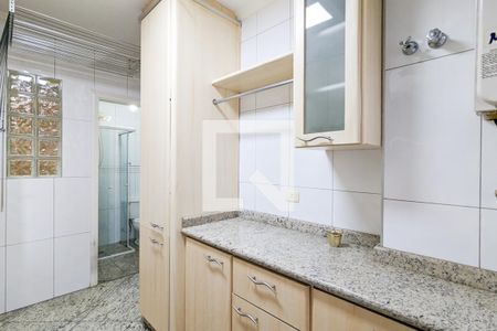 Apartamento à venda com 208m², 4 quartos e 1 vagaÁrea de serviço